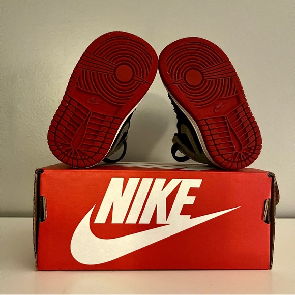 Nike Jordan 1 Retro High. Baby Walker 4c - Picture 4 of 4
